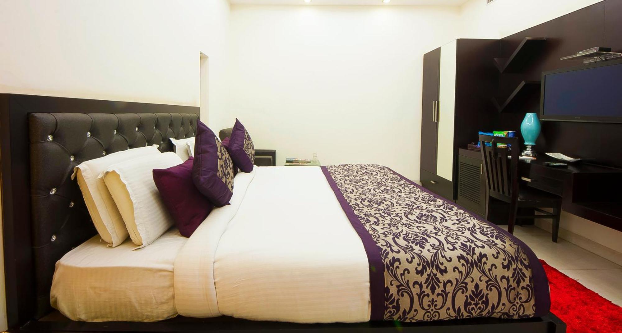 Hotel Transit International- Aerocity Delhi Airport นิวเดลี ภายนอก รูปภาพ