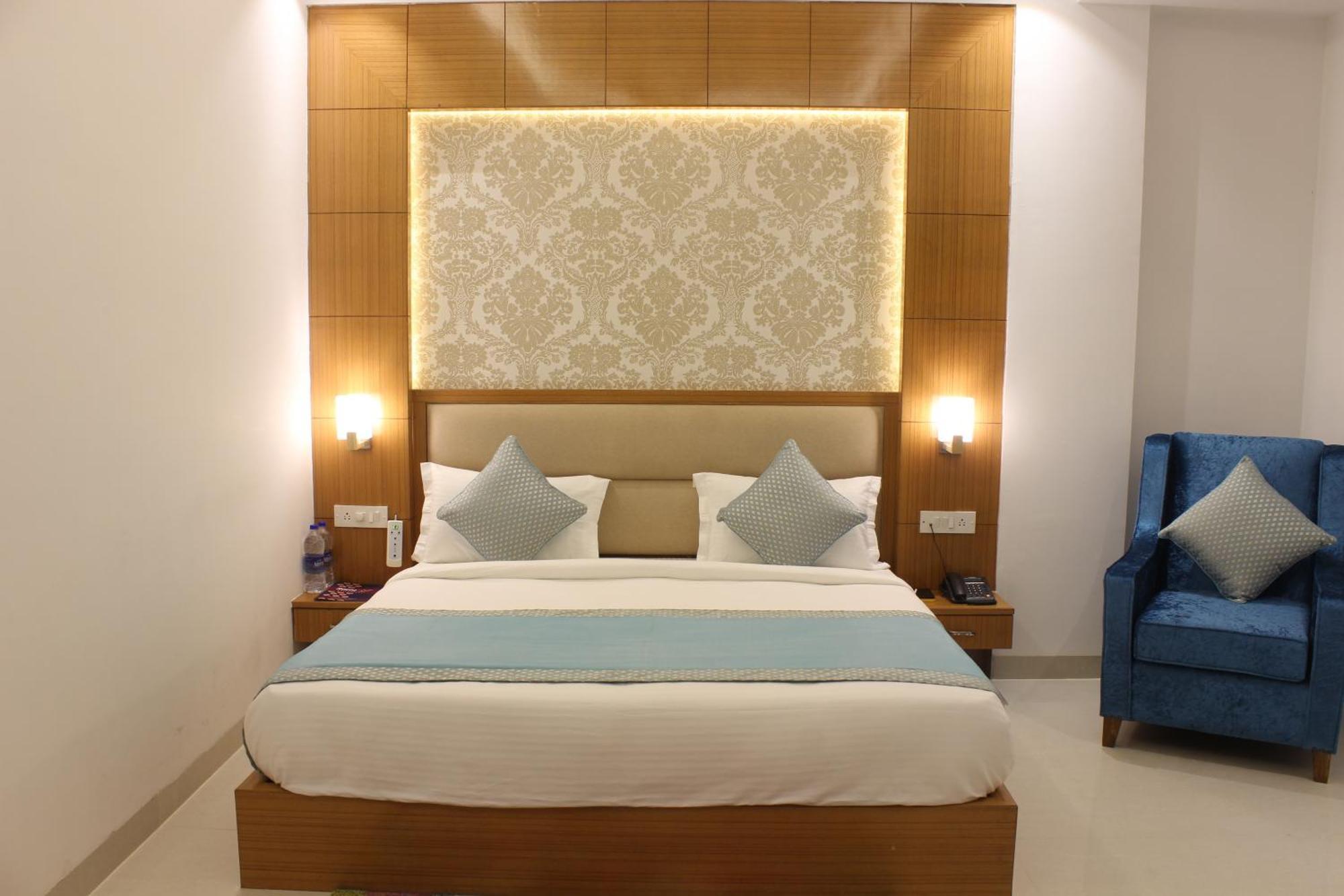 Hotel Transit International- Aerocity Delhi Airport นิวเดลี ภายนอก รูปภาพ